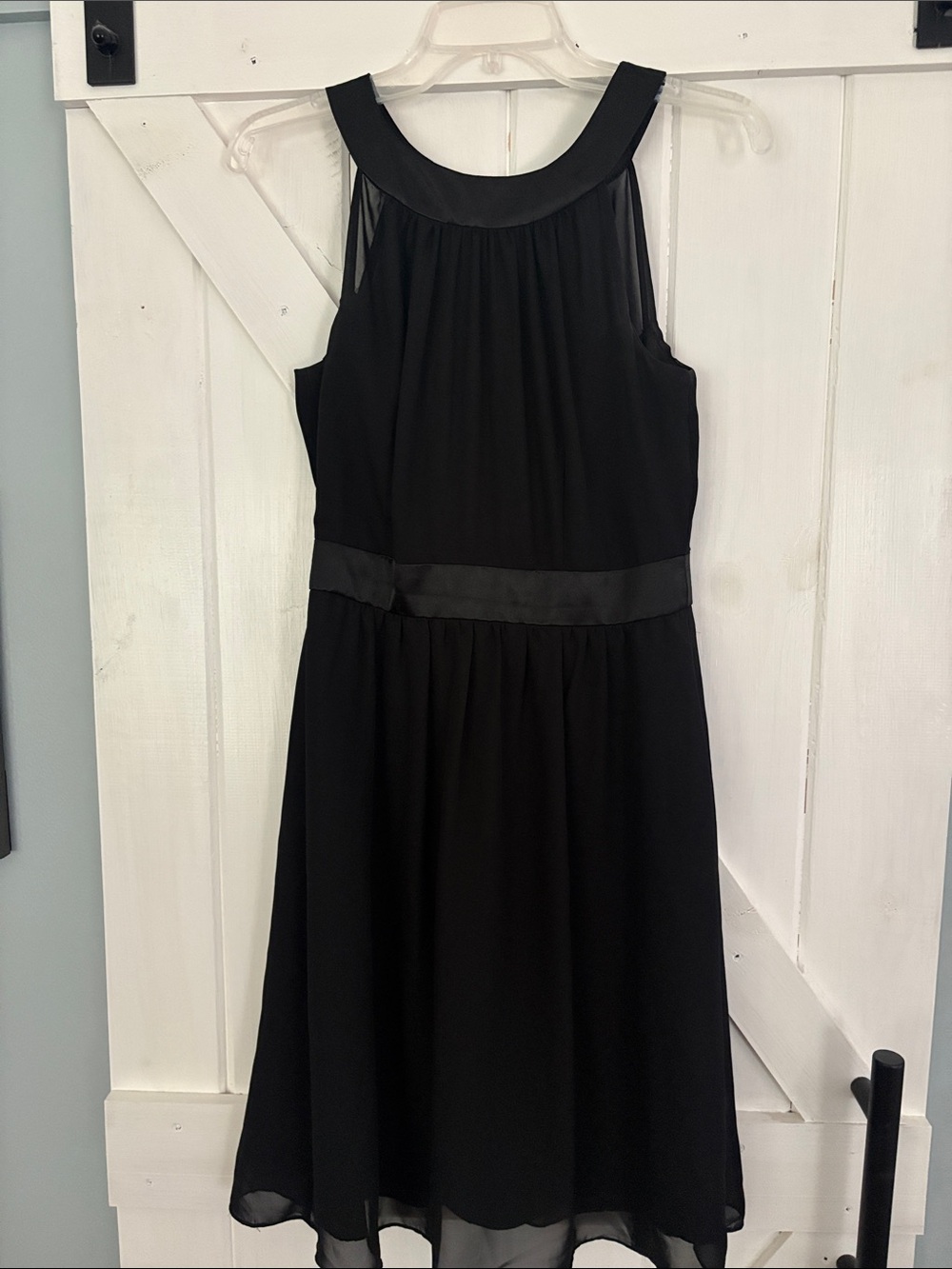 White House Black Market Black Sleeveless Chiffon Fit-and-Flare Dress - Size 4